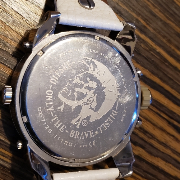 Diesel DZ7125 Big Daddy Oversized Big Face - Picture 4 of 7